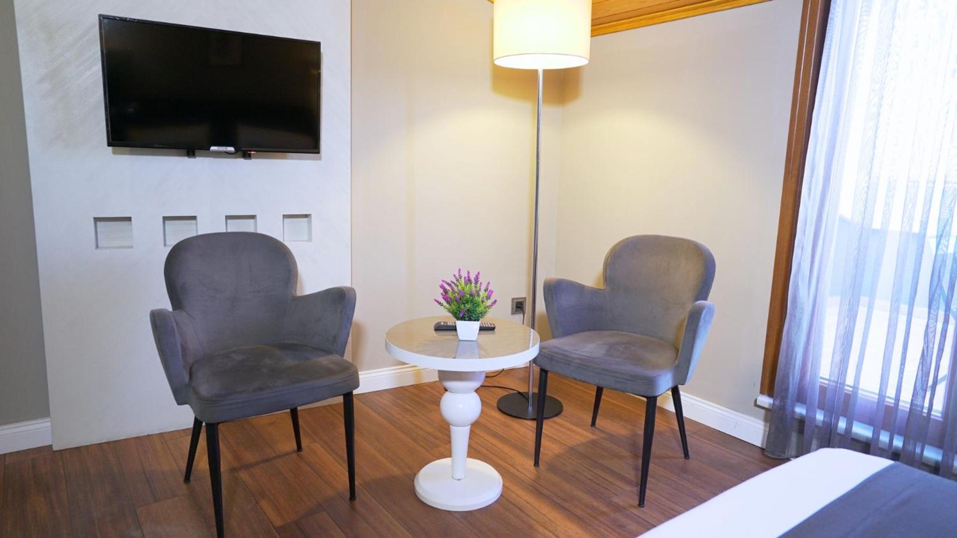 Homey Airport Hotel Arnavutkoy Екстериор снимка