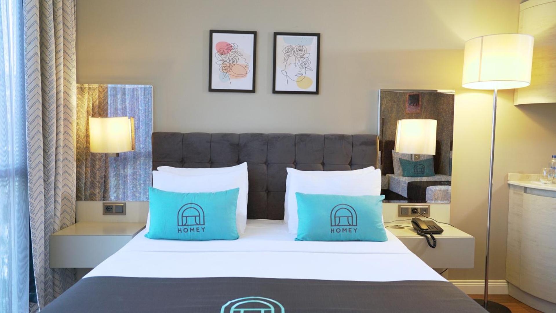 Homey Airport Hotel Arnavutkoy Екстериор снимка