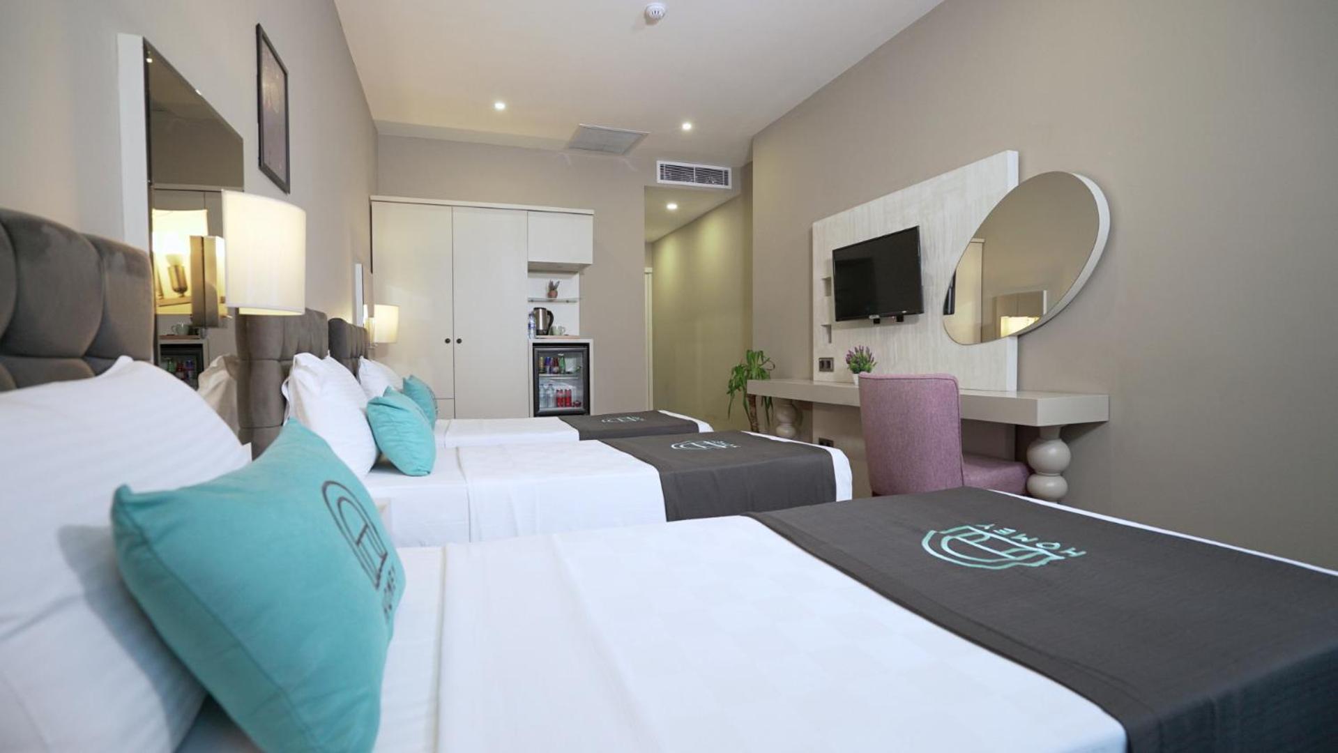 Homey Airport Hotel Arnavutkoy Екстериор снимка